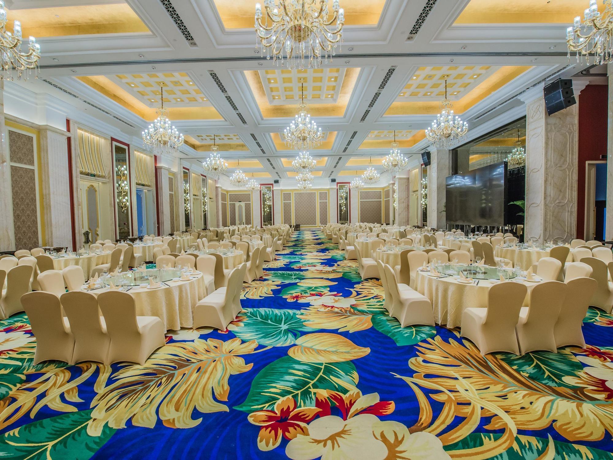 Chengdu Jin Yun Hotel ภายนอก รูปภาพ